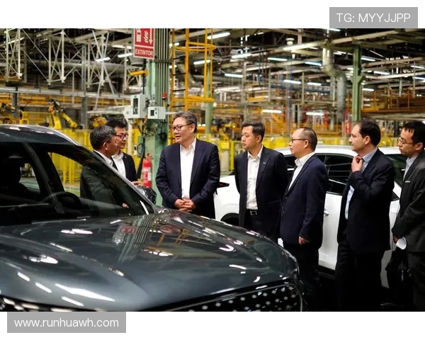 深圳网球队的阵地战解析:如何在竞争激烈的环境中脱颖而出 深圳网球队的阵地战解析:如何在竞争激烈的环境中脱颖而出