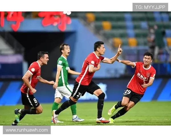 赛后分析：深圳足球队与成都足球队的表现与状态对比探讨