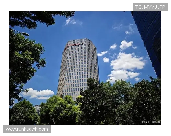 山东鲁能迎战北京氚全力争胜展现强大实力与团队合作精神