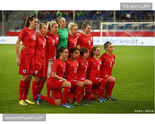 德国女足对决瑞士女足精彩赛事分析与战术对比