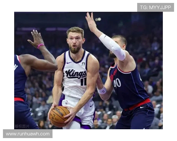 快船与猛龙激战正酣现场直播全程回顾与精彩瞬间分析