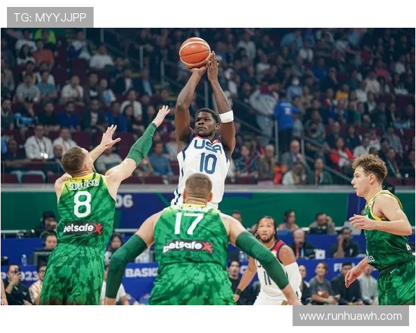 美国男篮在激烈对决中以99比94险胜立陶宛展现强大实力