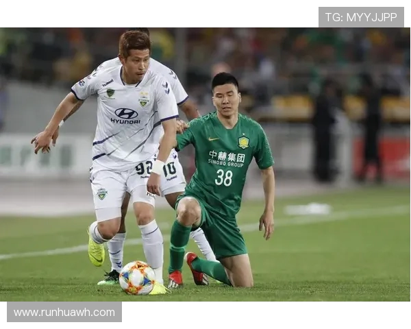 贾诚：在现代社会中如何平衡个人理想与现实生活的探索之旅